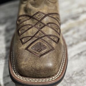 Laredo Tan and Brown Western Boots
